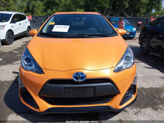 Toyota Prius c Two