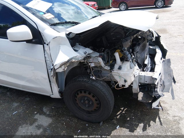 Mitsubishi Mirage Es