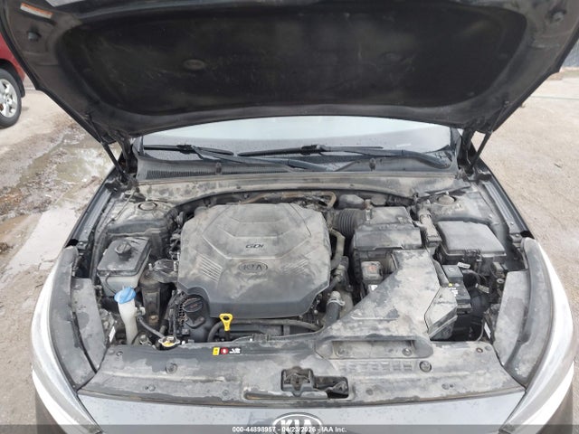 Kia Cadenza Premium