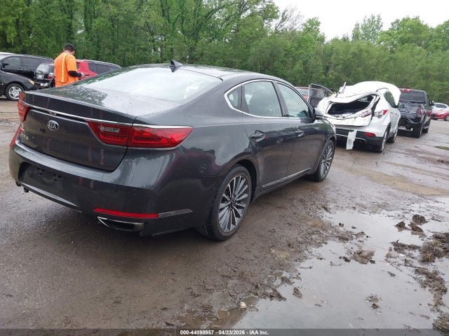 Kia Cadenza Premium