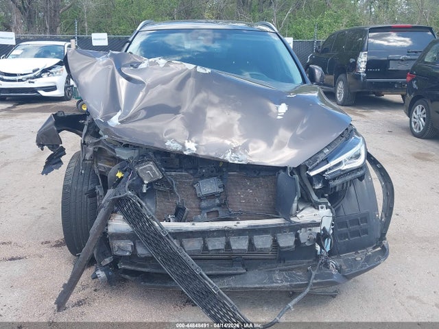 INFINITI Qx Essential