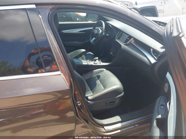 INFINITI Qx Essential