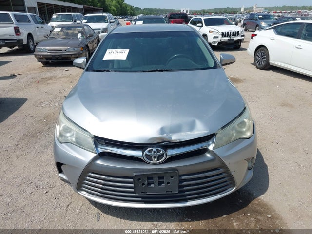Toyota Camry Le
