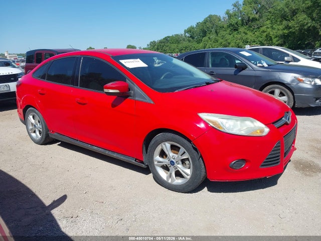Salvage Ford Focus Image