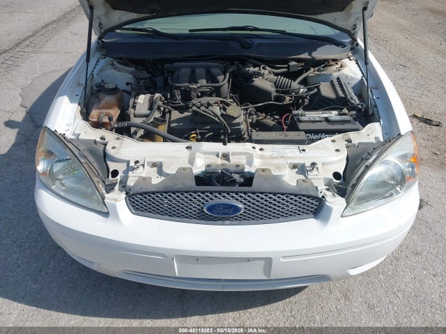 Ford Taurus Se