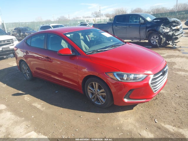Salvage Hyundai ELANTRA Image