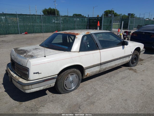 Buick Regal Custom