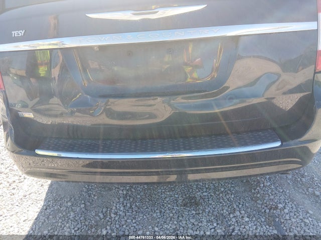Chrysler Town & Country Touring