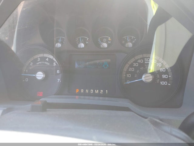 Ford F-250 Xl