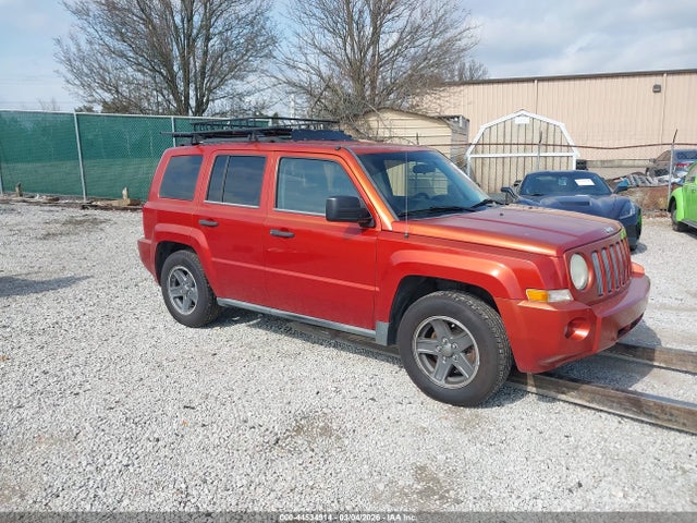 Salvage Jeep Patriot Image