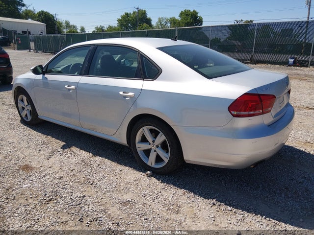 Volkswagen Passat 2.5l S