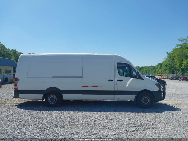 Mercedes-Benz Sprinter 2500 High Roof V6