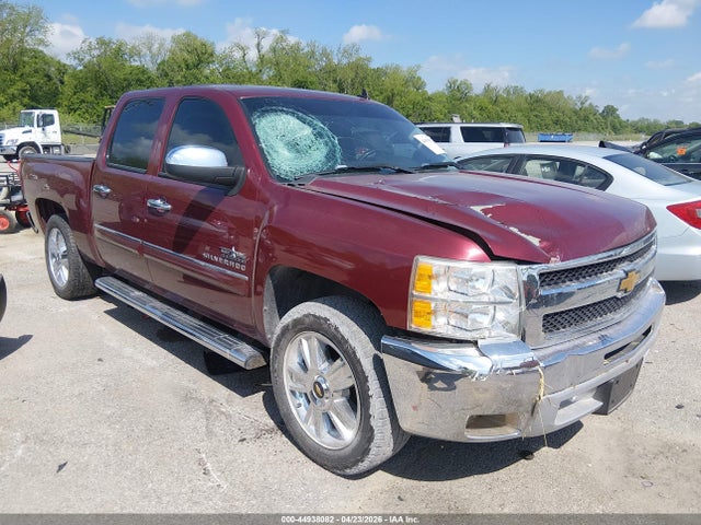 Salvage Chevrolet Silverado 1500 Image