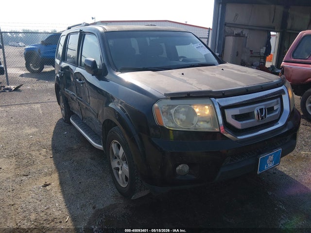 Salvage Honda Pilot Image