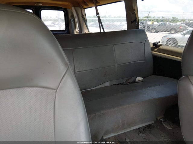 Ford E-350
