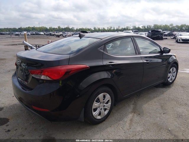 Hyundai ELANTRA Se
