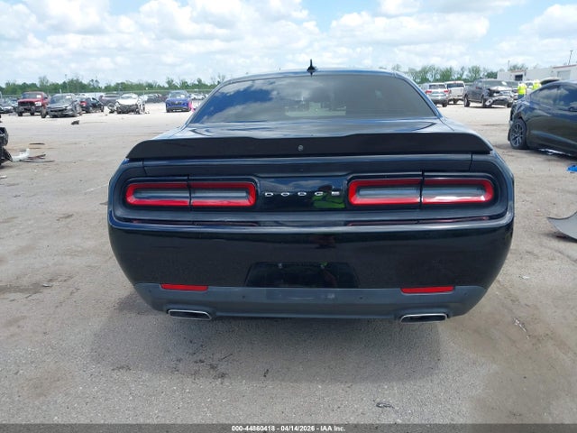Dodge Challenger Sxt Plus