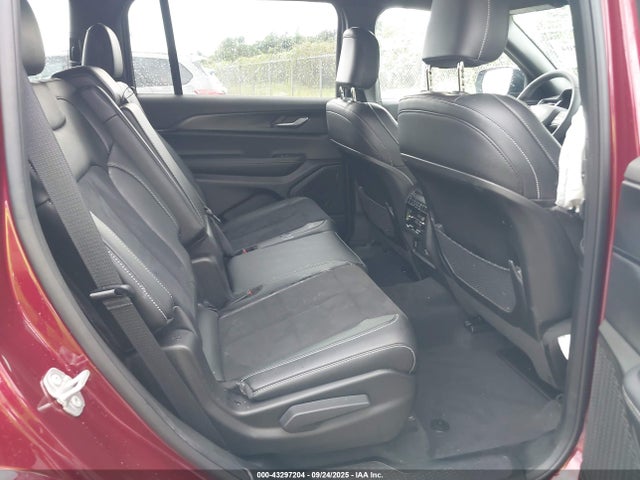 Jeep Grand Cherokee Altitude X 4x2