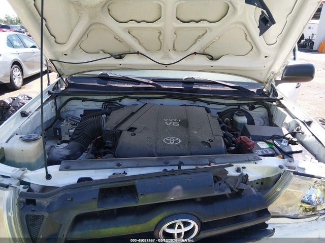 Toyota Tacoma Prerunner V6