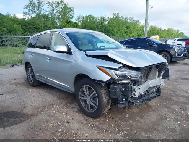 Salvage INFINITI Qx Image