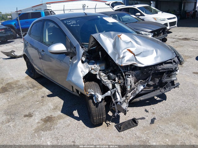 Salvage Mazda Mazda2 Image