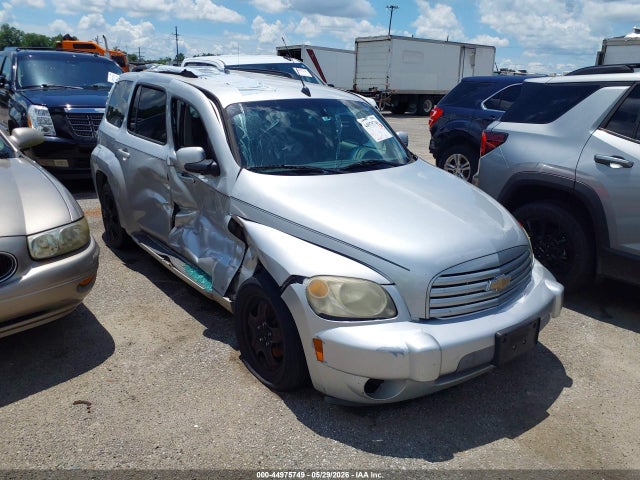 Salvage Chevrolet HHR Image