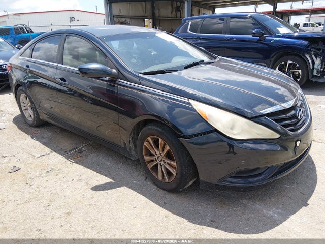 Salvage Hyundai SONATA Image