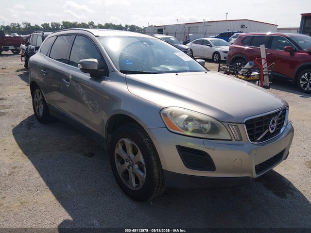 Salvage Volvo XC60 Image