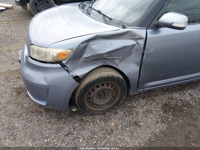 Scion xB