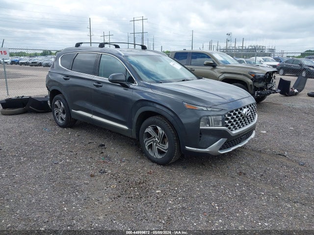 Salvage Hyundai SANTA FE Image