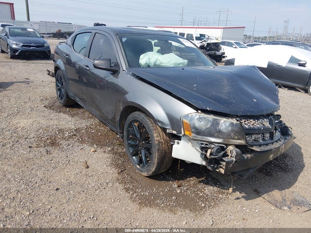 Salvage Dodge Avenger Image