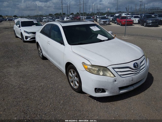 Salvage Toyota Camry Image