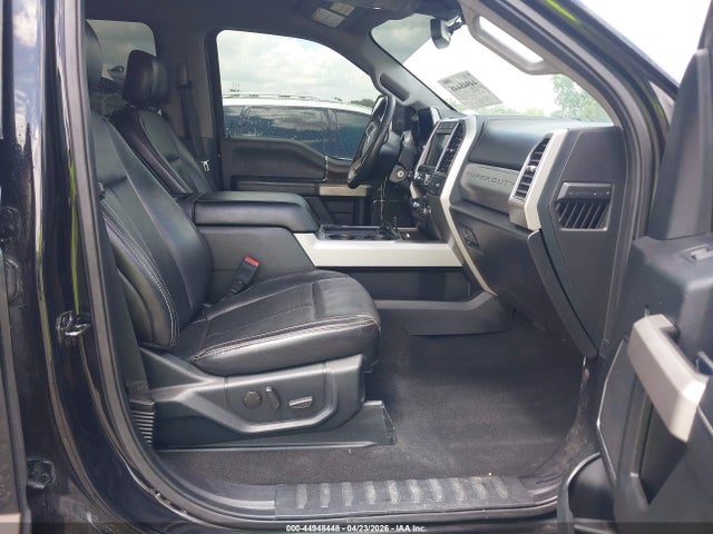Ford F-250 Lariat