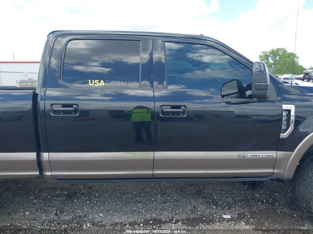Ford F-250 Lariat