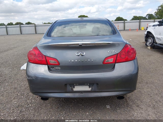 INFINITI G37x