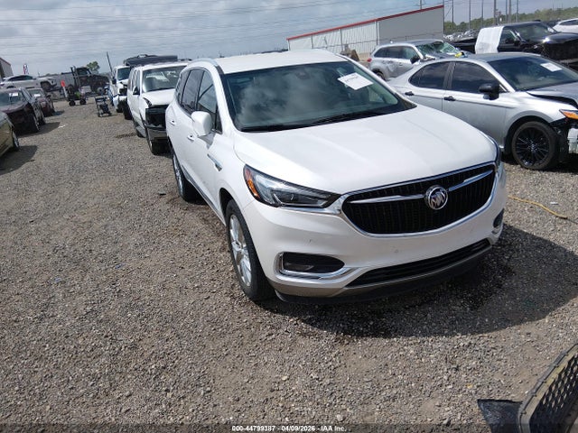 Salvage Buick Enclave Image