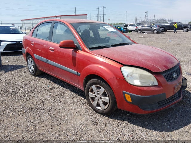 Salvage Kia Rio Image