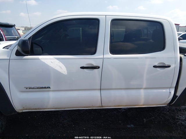 Toyota Tacoma Base V6