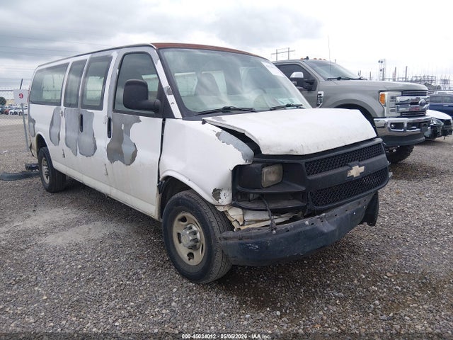 Salvage Chevrolet Express Image