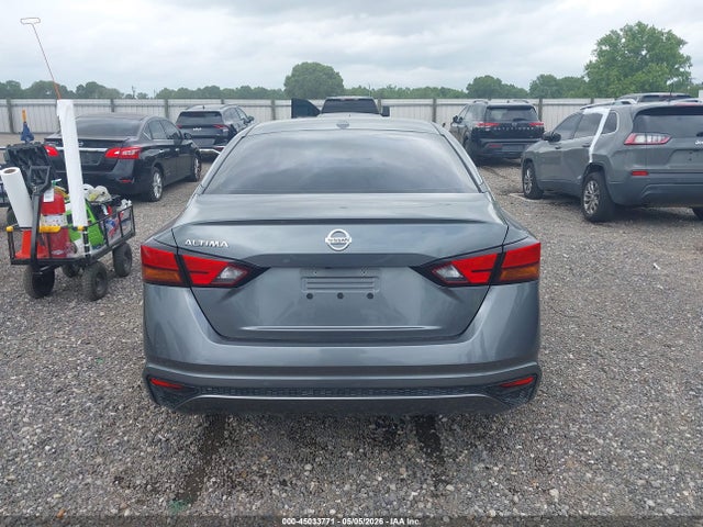 Nissan Altima S Fwd