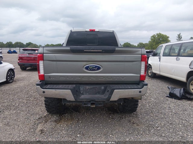 Ford F-250 Lariat