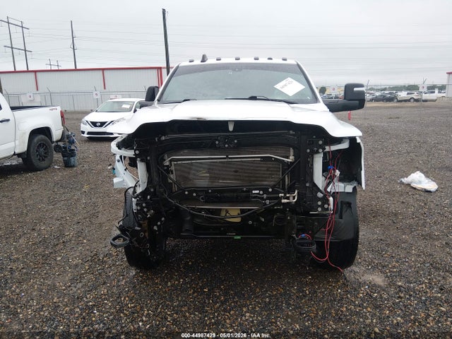 Ram 2500 Tradesman  4x4 8' Box