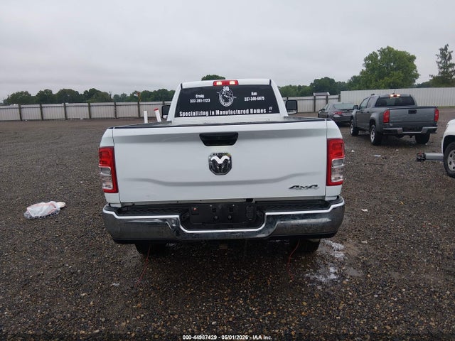 Ram 2500 Tradesman  4x4 8' Box