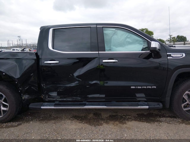 GMC Sierra 1500 4wd  Short Box Slt