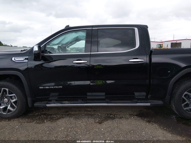GMC Sierra 1500 4wd  Short Box Slt