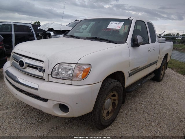 Toyota Tundra Sr5 V8