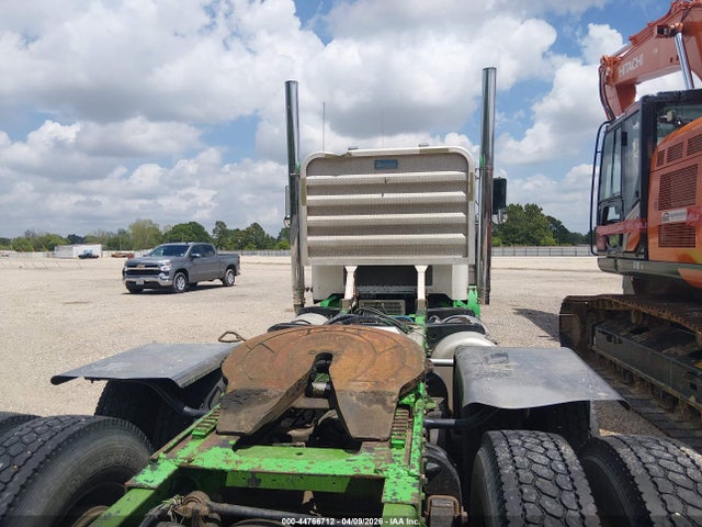 Peterbilt 379