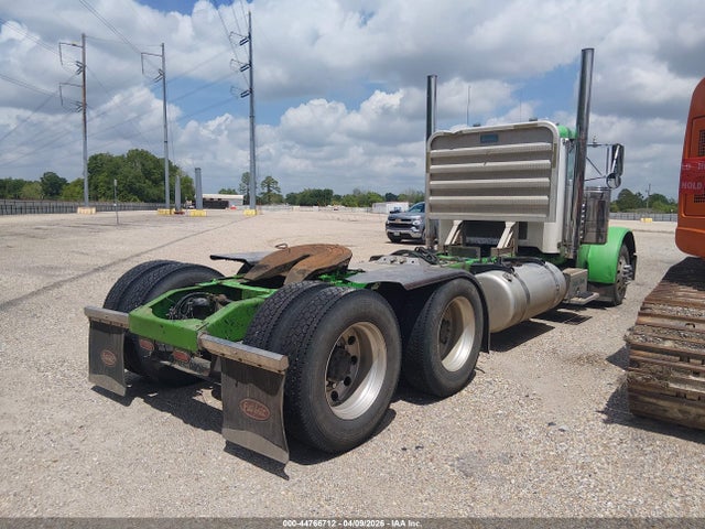 Peterbilt 379