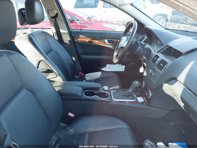 Mercedes-Benz C-Class Luxury 4matic