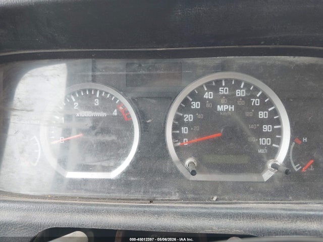 Isuzu Commercial Van